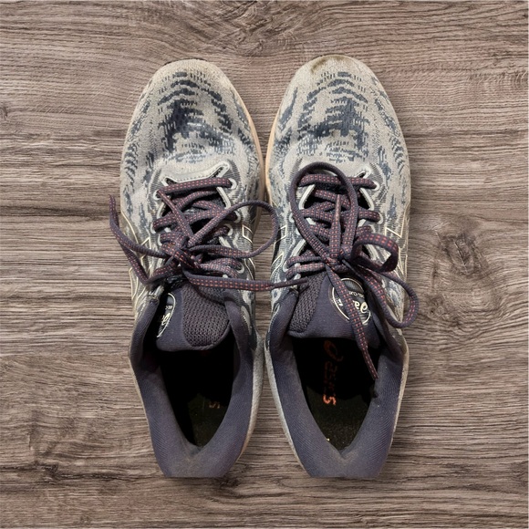 Asics Gray and Black Women's Sneakers - Picture 1 of 7